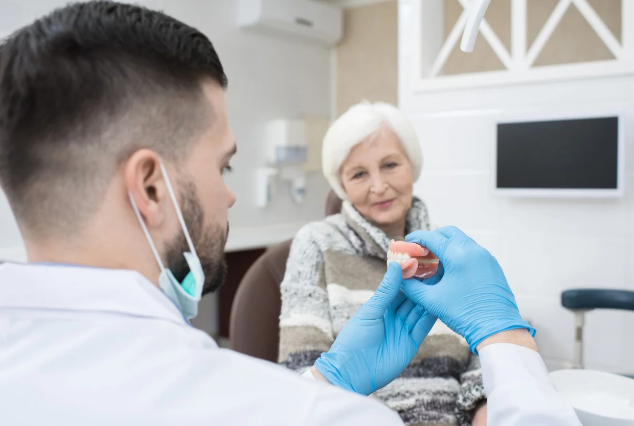 Dentures East Dulwich - The Gardens Dental Centre (Smile 4 U)